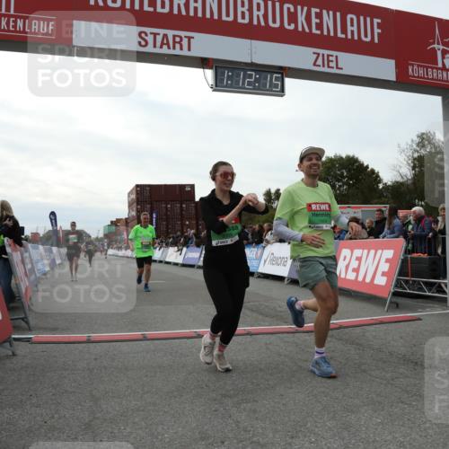 03.10.2025 - Köhlbrandbrückenlauf Yannick Fuchs http://msf.ph/oto/8987724 03.10.2025 16:12:14 Ziel 7404, 7468, 7615, 7762, 7825, 8088, 8501, 8939, 8951 meine-sportfotos.de
