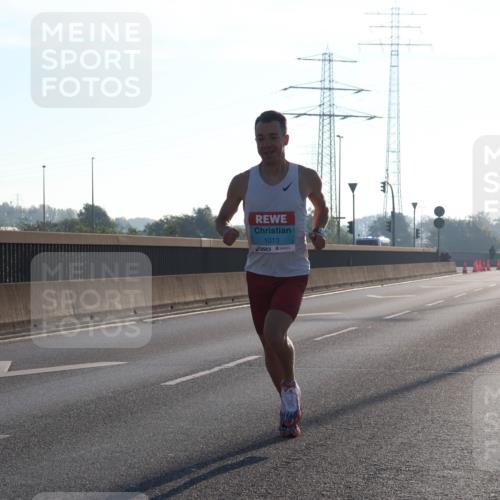 03.10.2025 - Köhlbrandbrückenlauf Luisa Fischer http://msf.ph/oto/8987725 03.10.2025 10:10:17 Position 3 1013 meine-sportfotos.de