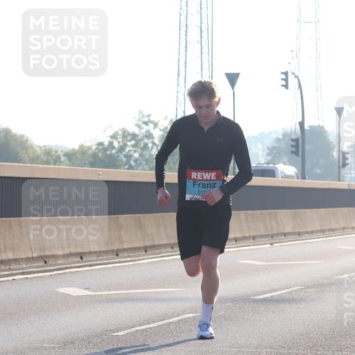 03.10.2025 - Köhlbrandbrückenlauf Luisa Fischer http://msf.ph/oto/8987765 03.10.2025 10:10:43 Position 3 312 meine-sportfotos.de