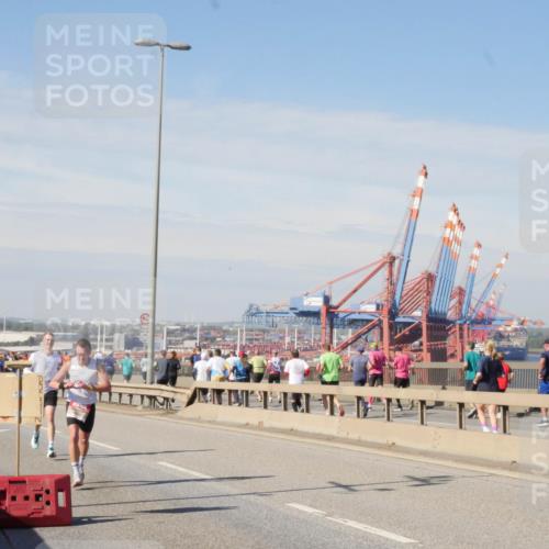03.10.2025 - Köhlbrandbrückenlauf Matties Gatica Varas http://msf.ph/oto/8987773 03.10.2025 12:31:35 Position 2  meine-sportfotos.de