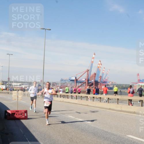 03.10.2025 - Köhlbrandbrückenlauf Matties Gatica Varas http://msf.ph/oto/8987782 03.10.2025 12:31:36 Position 2  meine-sportfotos.de