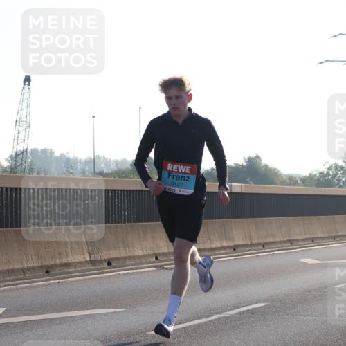 03.10.2025 - Köhlbrandbrückenlauf Luisa Fischer http://msf.ph/oto/8987788 03.10.2025 10:10:44 Position 3 3127 meine-sportfotos.de