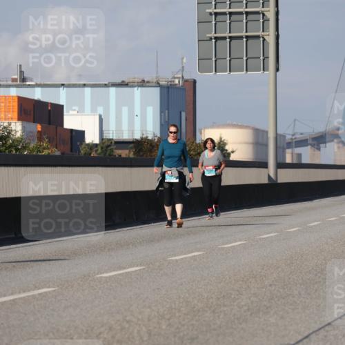 03.10.2025 - Köhlbrandbrückenlauf Luisa Fischer http://msf.ph/oto/8987813 03.10.2025 11:23:24 Position 3  meine-sportfotos.de