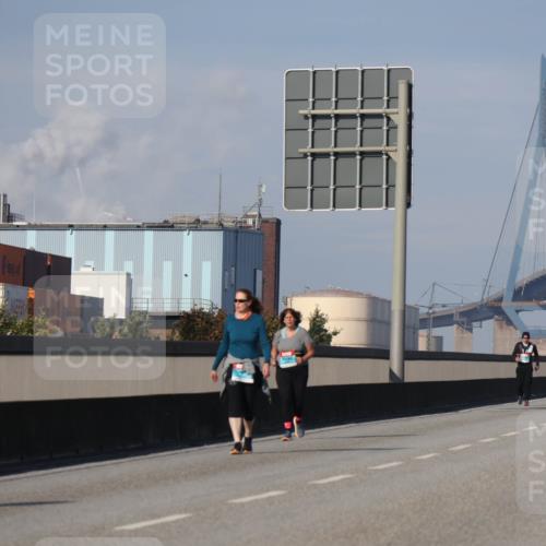 03.10.2025 - Köhlbrandbrückenlauf Luisa Fischer http://msf.ph/oto/8987825 03.10.2025 11:23:25 Position 3  meine-sportfotos.de