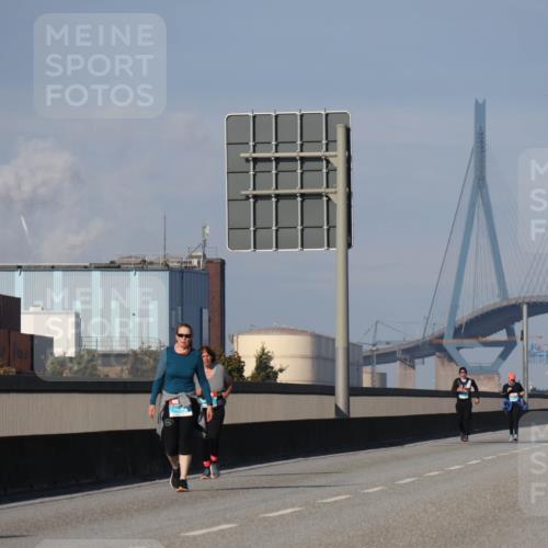 03.10.2025 - Köhlbrandbrückenlauf Luisa Fischer http://msf.ph/oto/8987860 03.10.2025 11:23:26 Position 3  meine-sportfotos.de
