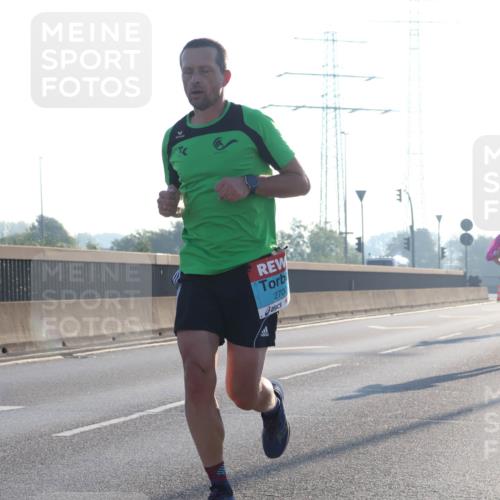 03.10.2025 - Köhlbrandbrückenlauf Luisa Fischer http://msf.ph/oto/8987885 03.10.2025 10:10:52 Position 3 2700 meine-sportfotos.de