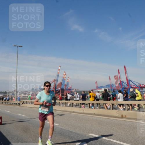03.10.2025 - Köhlbrandbrückenlauf Matties Gatica Varas http://msf.ph/oto/8987928 03.10.2025 12:32:26 Position 2  meine-sportfotos.de