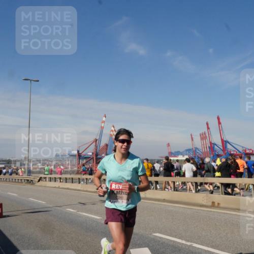 03.10.2025 - Köhlbrandbrückenlauf Matties Gatica Varas http://msf.ph/oto/8987931 03.10.2025 12:32:27 Position 2 6241 meine-sportfotos.de