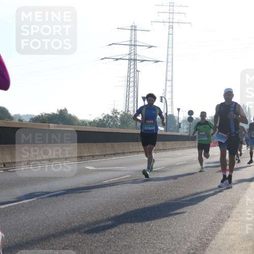 03.10.2025 - Köhlbrandbrückenlauf Luisa Fischer http://msf.ph/oto/8987932 03.10.2025 10:10:55 Position 3 3203, 1 meine-sportfotos.de