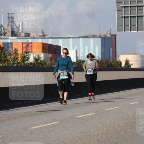 03.10.2025 - Köhlbrandbrückenlauf Luisa Fischer http://msf.ph/oto/8987940 03.10.2025 11:23:34 Position 3  meine-sportfotos.de