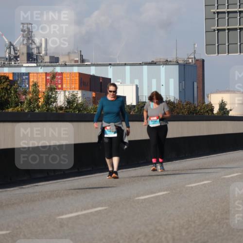 03.10.2025 - Köhlbrandbrückenlauf Luisa Fischer http://msf.ph/oto/8987953 03.10.2025 11:23:34 Position 3  meine-sportfotos.de