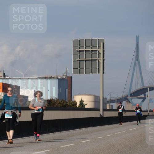 03.10.2025 - Köhlbrandbrückenlauf Luisa Fischer http://msf.ph/oto/8987964 03.10.2025 11:23:36 Position 3  meine-sportfotos.de