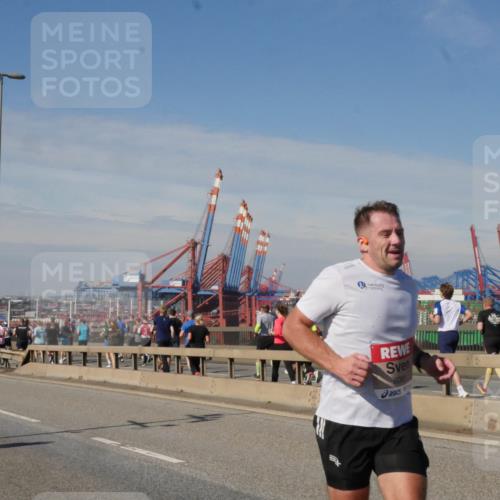 03.10.2025 - Köhlbrandbrückenlauf Matties Gatica Varas http://msf.ph/oto/8987969 03.10.2025 12:32:46 Position 2 6085 meine-sportfotos.de