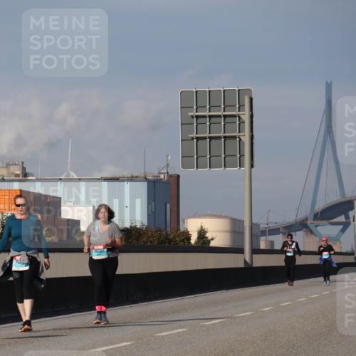 03.10.2025 - Köhlbrandbrückenlauf Luisa Fischer http://msf.ph/oto/8987983 03.10.2025 11:23:37 Position 3  meine-sportfotos.de