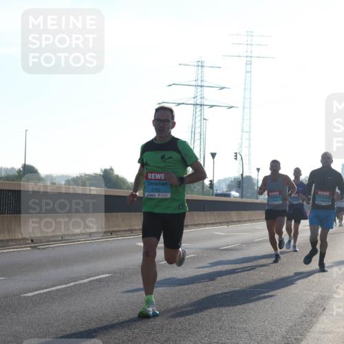 03.10.2025 - Köhlbrandbrückenlauf Luisa Fischer http://msf.ph/oto/8987989 03.10.2025 10:10:59 Position 3 2702, 1 meine-sportfotos.de