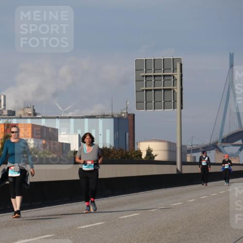 03.10.2025 - Köhlbrandbrückenlauf Luisa Fischer http://msf.ph/oto/8987997 03.10.2025 11:23:38 Position 3  meine-sportfotos.de
