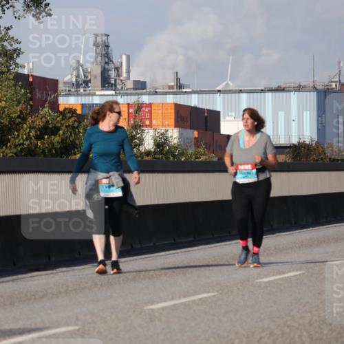 03.10.2025 - Köhlbrandbrückenlauf Luisa Fischer http://msf.ph/oto/8988020 03.10.2025 11:23:41 Position 3  meine-sportfotos.de