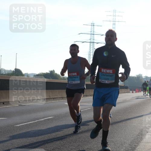 03.10.2025 - Köhlbrandbrückenlauf Luisa Fischer http://msf.ph/oto/8988024 03.10.2025 10:11:01 Position 3 1022, 1026 meine-sportfotos.de