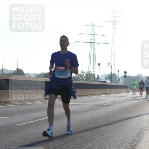 03.10.2025 - Köhlbrandbrückenlauf Luisa Fischer http://msf.ph/oto/8988048 03.10.2025 10:11:02 Position 3 1032 meine-sportfotos.de