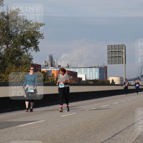 03.10.2025 - Köhlbrandbrückenlauf Luisa Fischer http://msf.ph/oto/8988052 03.10.2025 11:23:44 Position 3  meine-sportfotos.de