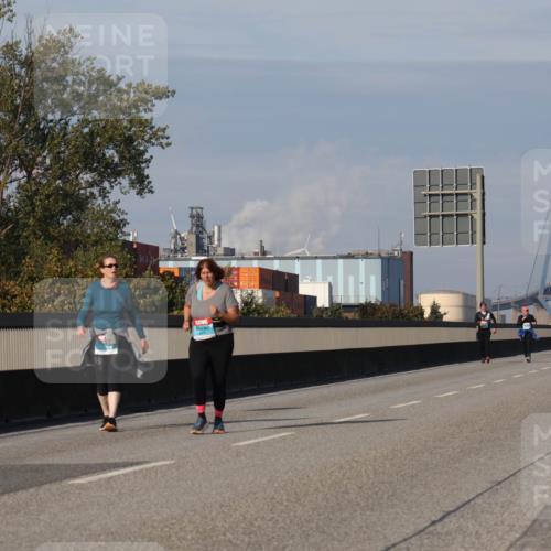 03.10.2025 - Köhlbrandbrückenlauf Luisa Fischer http://msf.ph/oto/8988066 03.10.2025 11:23:45 Position 3  meine-sportfotos.de