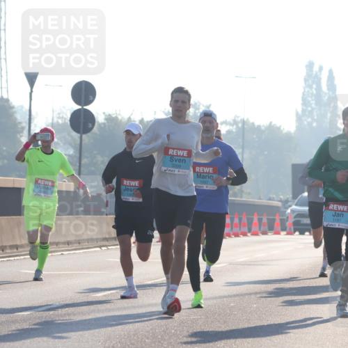 03.10.2025 - Köhlbrandbrückenlauf Luisa Fischer http://msf.ph/oto/8988067 03.10.2025 10:11:04 Position 3 1062, 247, 3209, 1057, 1187 meine-sportfotos.de