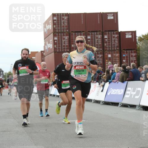 03.10.2025 - Köhlbrandbrückenlauf Yannick Fuchs http://msf.ph/oto/8988099 03.10.2025 16:12:28 Ziel 7203, 7654, 7688, 8901, 9060, 9061, 9454, 9677, 9706 meine-sportfotos.de