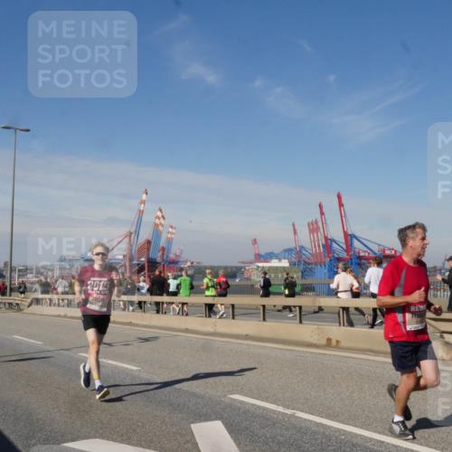 03.10.2025 - Köhlbrandbrückenlauf Matties Gatica Varas http://msf.ph/oto/8988125 03.10.2025 12:33:15 Position 2 2015 meine-sportfotos.de