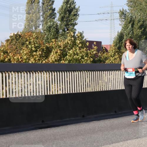 03.10.2025 - Köhlbrandbrückenlauf Luisa Fischer http://msf.ph/oto/8988148 03.10.2025 11:23:50 Position 3  meine-sportfotos.de