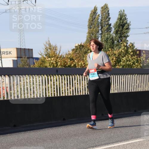 03.10.2025 - Köhlbrandbrückenlauf Luisa Fischer http://msf.ph/oto/8988184 03.10.2025 11:23:52 Position 3 8892 meine-sportfotos.de