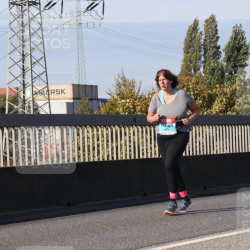 03.10.2025 - Köhlbrandbrückenlauf Luisa Fischer http://msf.ph/oto/8988190 03.10.2025 11:23:53 Position 3 3892 meine-sportfotos.de