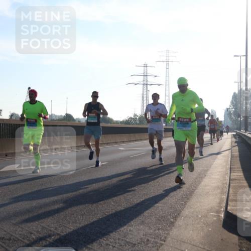 03.10.2025 - Köhlbrandbrückenlauf Luisa Fischer http://msf.ph/oto/8988210 03.10.2025 10:11:12 Position 3  meine-sportfotos.de