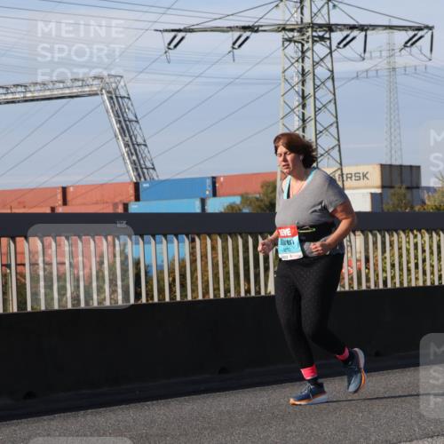 03.10.2025 - Köhlbrandbrückenlauf Luisa Fischer http://msf.ph/oto/8988213 03.10.2025 11:23:54 Position 3 780, 992 meine-sportfotos.de