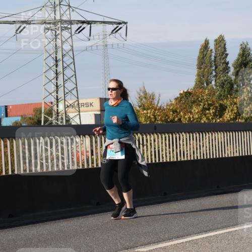 03.10.2025 - Köhlbrandbrückenlauf Luisa Fischer http://msf.ph/oto/8988252 03.10.2025 11:23:57 Position 3 780 meine-sportfotos.de