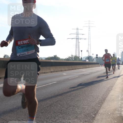 03.10.2025 - Köhlbrandbrückenlauf Luisa Fischer http://msf.ph/oto/8988270 03.10.2025 10:11:15 Position 3 1174 meine-sportfotos.de