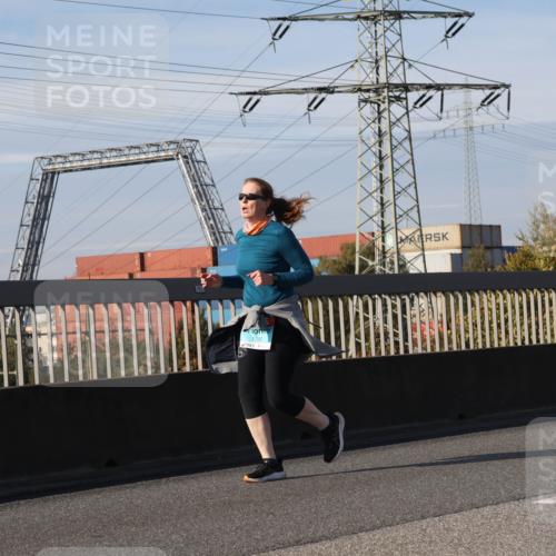 03.10.2025 - Köhlbrandbrückenlauf Luisa Fischer http://msf.ph/oto/8988272 03.10.2025 11:23:58 Position 3  meine-sportfotos.de