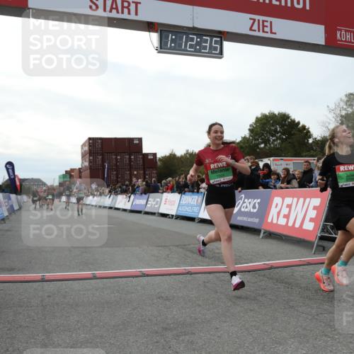 03.10.2025 - Köhlbrandbrückenlauf Yannick Fuchs http://msf.ph/oto/8988281 03.10.2025 16:12:34 Ziel 7203, 7502, 8957, 8960, 8979, 8982, 9300, 9420, 9706 meine-sportfotos.de