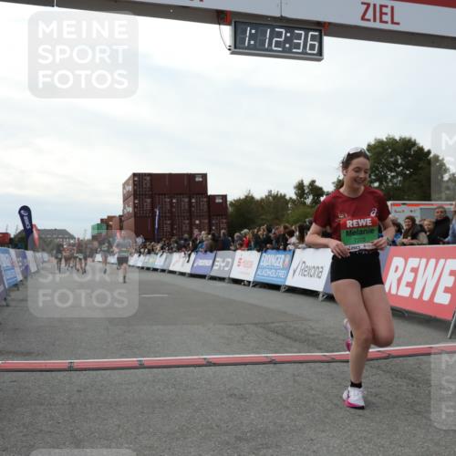 03.10.2025 - Köhlbrandbrückenlauf Yannick Fuchs http://msf.ph/oto/8988287 03.10.2025 16:12:34 Ziel 7203, 7502, 8957, 8960, 8979, 8982, 9300, 9420, 9706 meine-sportfotos.de