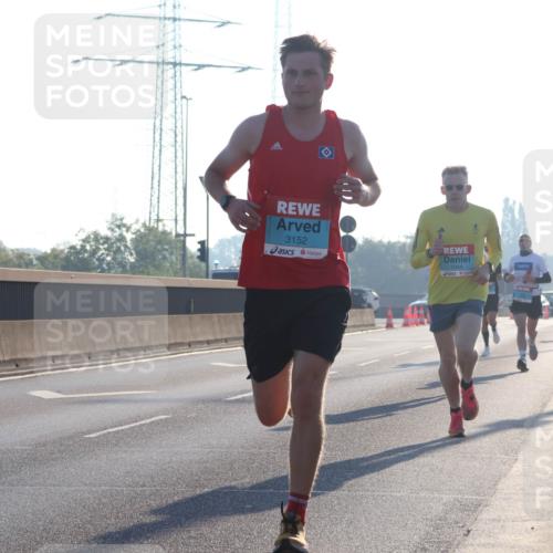 03.10.2025 - Köhlbrandbrückenlauf Luisa Fischer http://msf.ph/oto/8988292 03.10.2025 10:11:17 Position 3 3152, 1044, 1 meine-sportfotos.de