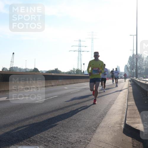 03.10.2025 - Köhlbrandbrückenlauf Luisa Fischer http://msf.ph/oto/8988318 03.10.2025 10:11:19 Position 3  meine-sportfotos.de
