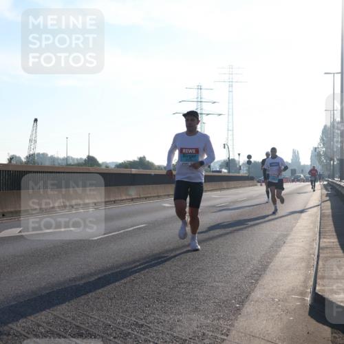 03.10.2025 - Köhlbrandbrückenlauf Luisa Fischer http://msf.ph/oto/8988355 03.10.2025 10:11:21 Position 3 2176 meine-sportfotos.de