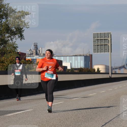 03.10.2025 - Köhlbrandbrückenlauf Luisa Fischer http://msf.ph/oto/8988366 03.10.2025 11:24:12 Position 3 1389 meine-sportfotos.de