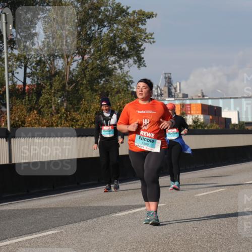 03.10.2025 - Köhlbrandbrückenlauf Luisa Fischer http://msf.ph/oto/8988389 03.10.2025 11:24:14 Position 3 1389 meine-sportfotos.de