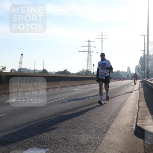 03.10.2025 - Köhlbrandbrückenlauf Luisa Fischer http://msf.ph/oto/8988392 03.10.2025 10:11:23 Position 3  meine-sportfotos.de
