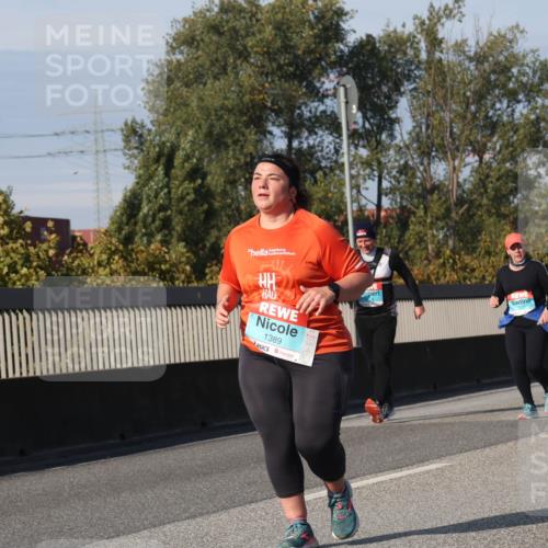 03.10.2025 - Köhlbrandbrückenlauf Luisa Fischer http://msf.ph/oto/8988427 03.10.2025 11:24:16 Position 3 1389 meine-sportfotos.de