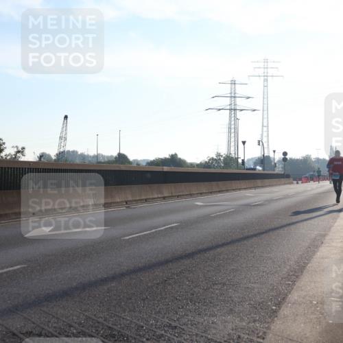 03.10.2025 - Köhlbrandbrückenlauf Luisa Fischer http://msf.ph/oto/8988454 03.10.2025 10:11:26 Position 3  meine-sportfotos.de