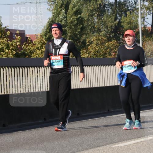 03.10.2025 - Köhlbrandbrückenlauf Luisa Fischer http://msf.ph/oto/8988475 03.10.2025 11:24:19 Position 3 1928, 2507 meine-sportfotos.de