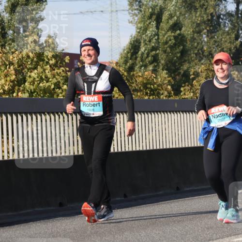 03.10.2025 - Köhlbrandbrückenlauf Luisa Fischer http://msf.ph/oto/8988486 03.10.2025 11:24:20 Position 3 1928, 2507 meine-sportfotos.de