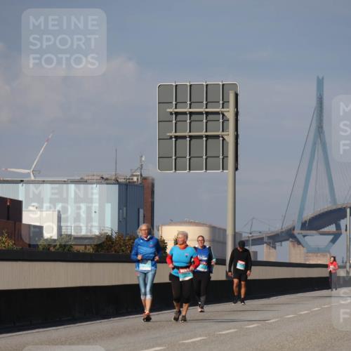03.10.2025 - Köhlbrandbrückenlauf Luisa Fischer http://msf.ph/oto/8988542 03.10.2025 11:24:51 Position 3  meine-sportfotos.de