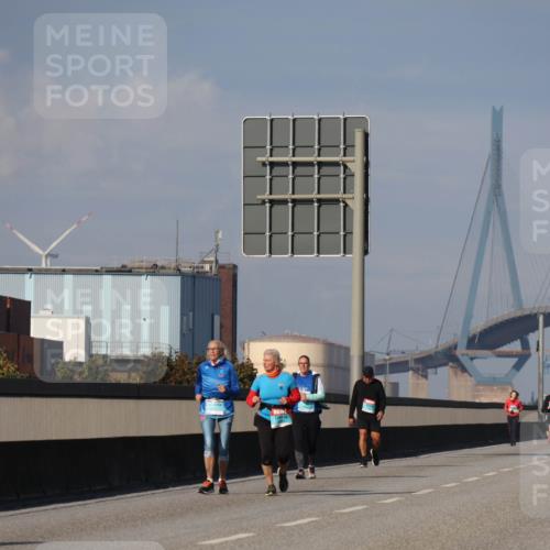 03.10.2025 - Köhlbrandbrückenlauf Luisa Fischer http://msf.ph/oto/8988548 03.10.2025 11:24:51 Position 3  meine-sportfotos.de